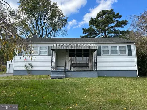 135 Salem Church Rd, Newark, DE 19713