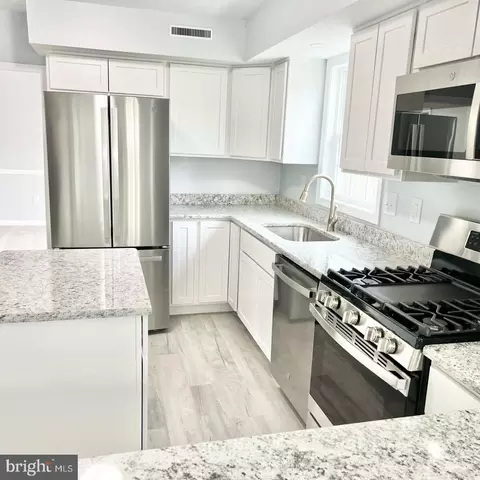 Kitchen - 1 Timberline Dr, Newark, DE 19711 photo 1 of 2