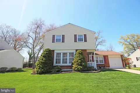 3419 N Rockfield Dr, Wilmington, DE 19810