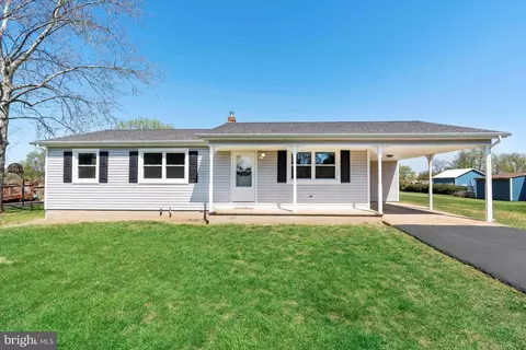 61 Cole Rd, Townsend, DE 19734