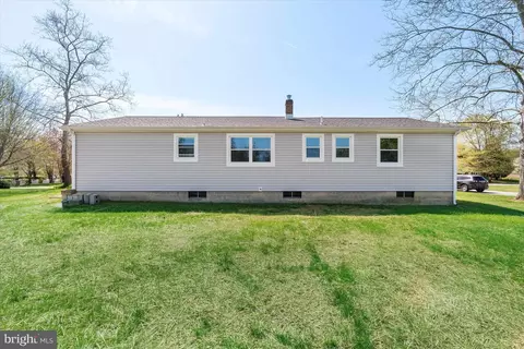 Exterior - 61 Cole Rd, Townsend, DE 19734 photo 5 of 7