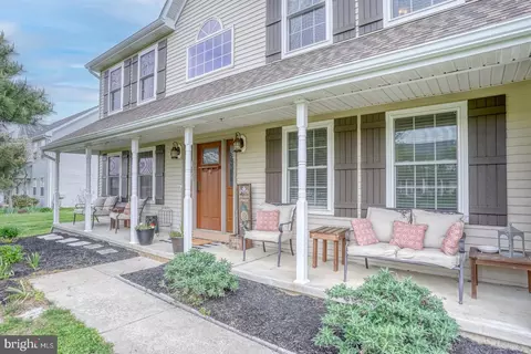 Exterior - 333 Canvasback Rd, Middletown, DE 19709 photo 6 of 11