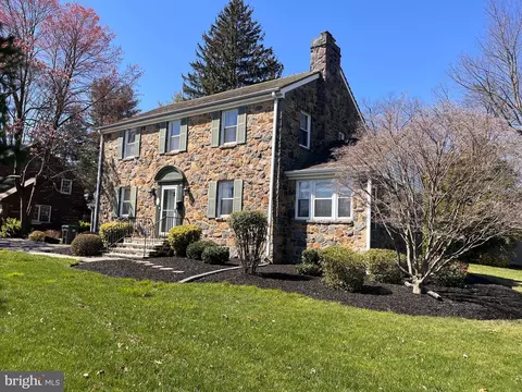 532 Marsh Rd, Wilmington, DE 19809