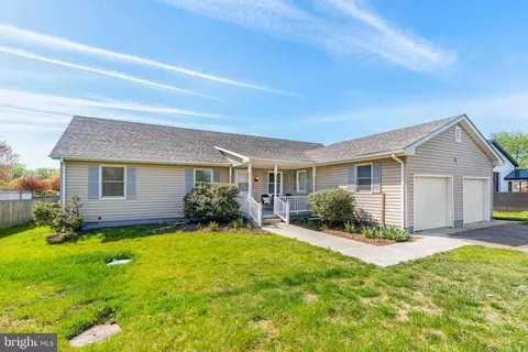 830 Old Baltimore Pike, Newark, DE 19702