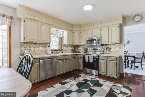 Kitchen - 68 Ringneck Pl, Bear, DE 19701 photo 2 of 4