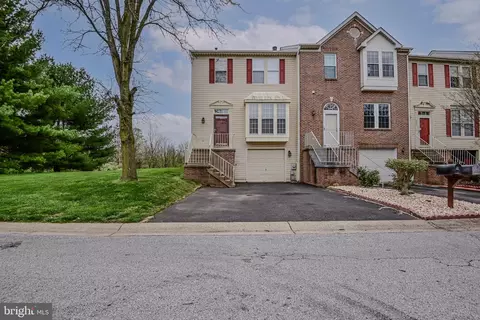 201 Sloan Ct, Wilmington, DE 19808