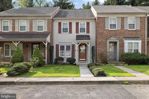 426 Briarcreek Dr, Hockessin, DE 19707