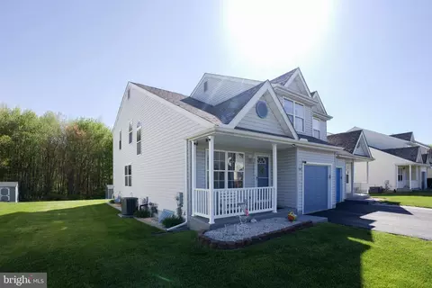Exterior - 705 Lexington Dr, Bear, DE 19701 photo 2 of 7