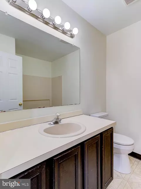 Bath - 408 Aldwych Dr, Bear, DE 19701 photo 2 of 3