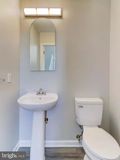Bath - 408 Aldwych Dr, Bear, DE 19701 photo 1 of 3