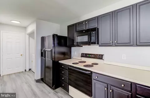 Kitchen - 408 Aldwych Dr, Bear, DE 19701 photo 5 of 5