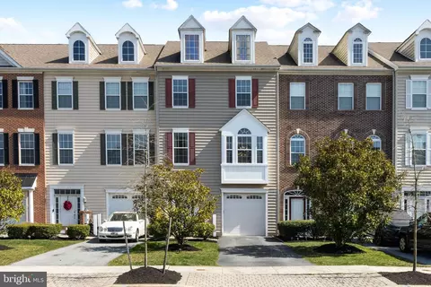 805 Hubbel Ave, Bear, DE 19701