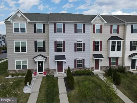 137 Felix Dr, Newark, DE 19713
