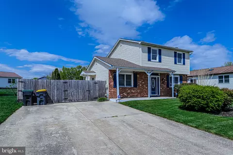 28 Dorsey Ln, Bear, DE 19701 photo 2