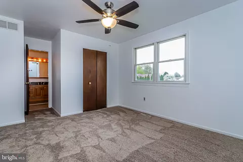 28 Dorsey Ln, Bear, DE 19701 photo 13