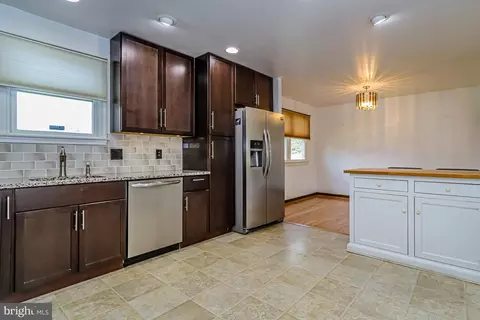 28 Dorsey Ln, Bear, DE 19701 photo 6
