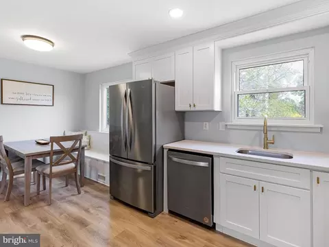11 E Weald Ave, Bear, DE 19701 photo 6