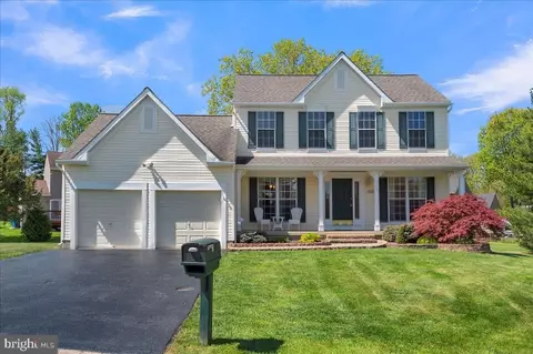 212 Yosemite Dr, Bear, DE 19701