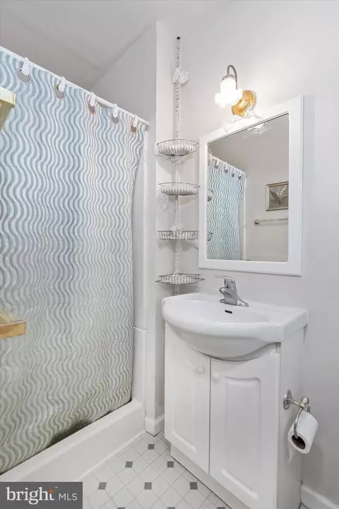 Bath - 238 Emelia Dr, Bear, DE 19701 photo 2 of 4