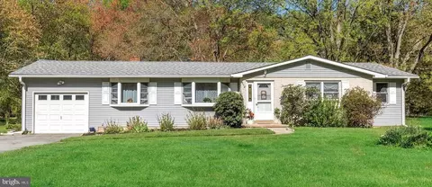 238 Emelia Dr, Bear, DE 19701