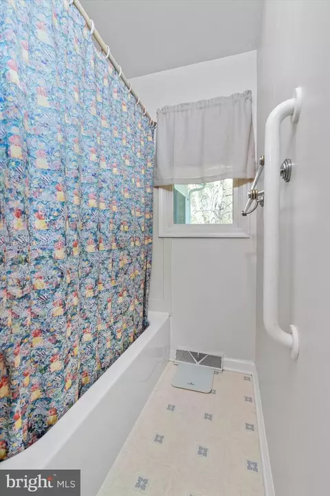 Bath - 238 Emelia Dr, Bear, DE 19701 photo 4 of 4