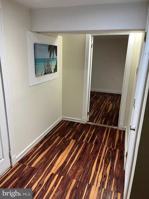 Entry Way - 14 Cornwall Dr, Newark, DE 19711 photo 2 of 2