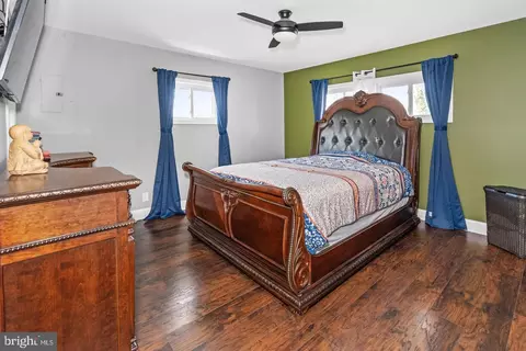 Bedroom - 10 W Stephen Dr, Newark, DE 19713 photo 1 of 5