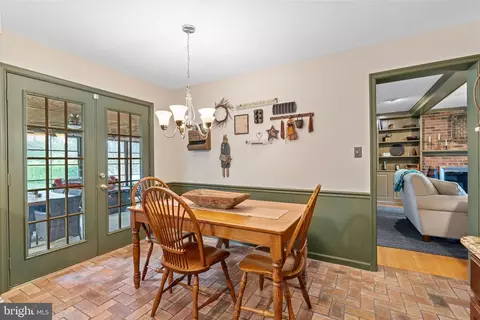 Dining - 222 Benjamin Blvd, Bear, DE 19701 photo 3 of 4
