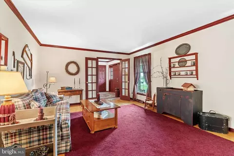 Living - 222 Benjamin Blvd, Bear, DE 19701 photo 2 of 6