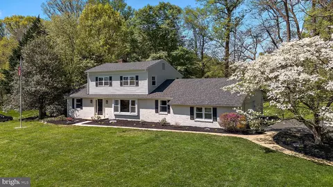 231 Mercury Rd, Newark, DE 19711