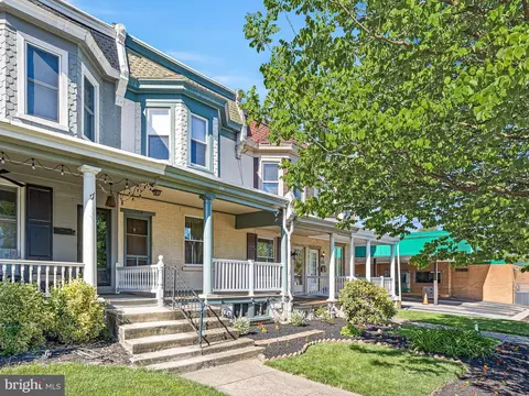 1614 W 16th St, Wilmington, DE 19806