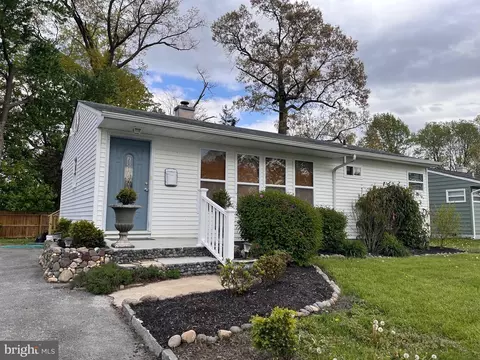 3852 Evelyn Dr, Wilmington, DE 19808