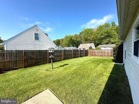Exterior - 176 Melodic Dr, Newark, DE 19713 photo 6 of 6