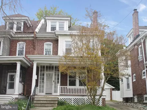 2711 N Harrison St, Wilmington, DE 19802