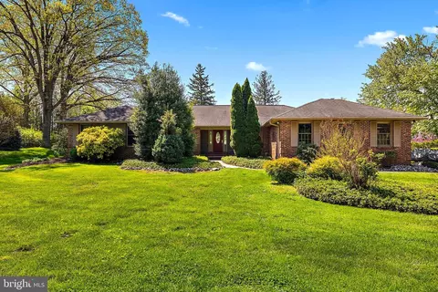 100 Montchan Dr, Wilmington, DE 19807