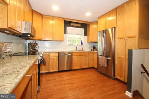 Kitchen - 963 Devon Dr, Newark, DE 19711 photo 1 of 2