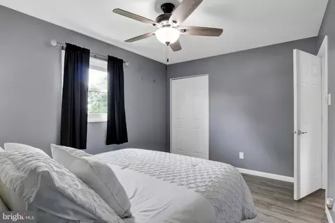 Bedroom - 30 Edinburgh Dr, New Castle, DE 19720 photo 1 of 6
