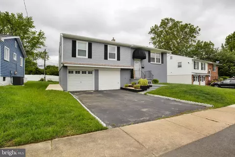 Other - 30 Edinburgh Dr, New Castle, DE 19720 photo 1 of 8
