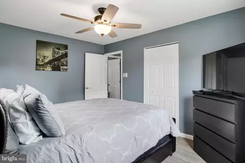 Bedroom - 30 Edinburgh Dr, New Castle, DE 19720 photo 5 of 6