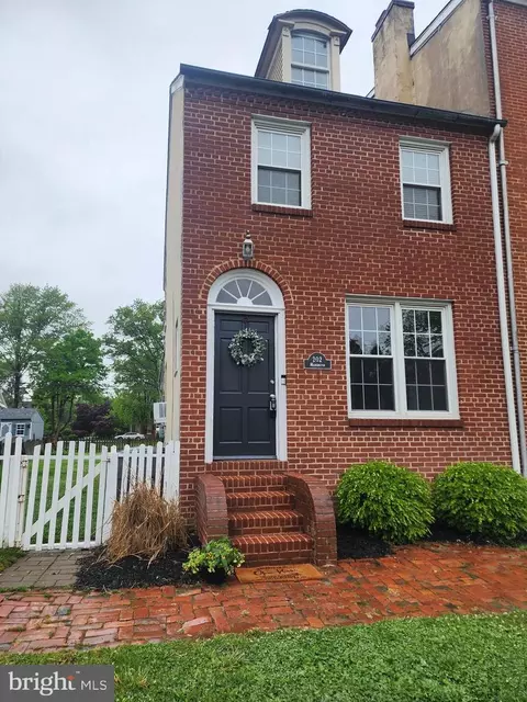 202 Washington St, Delaware City, DE 19706