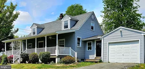 62 Old Newark Rd, Newark, DE 19713