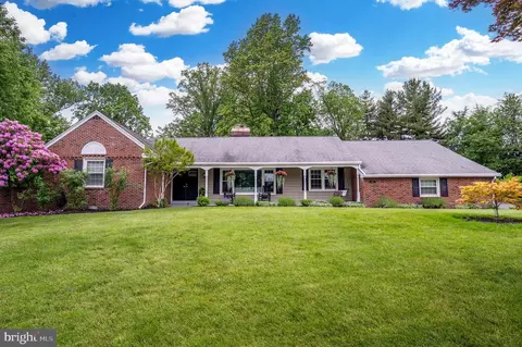 603 Parker Ct, Wilmington, DE 19808