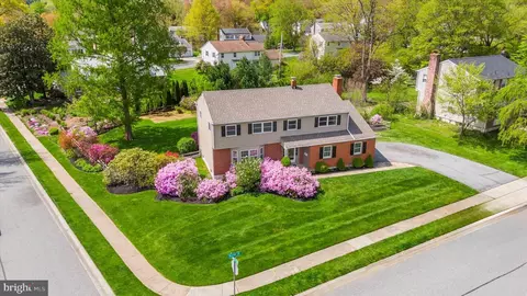 801 Baylor Dr, Newark, DE 19711