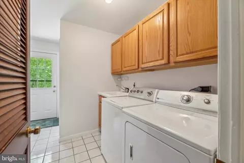 Other - 32 Blue Jay Dr, Newark, DE 19713 photo 5 of 7