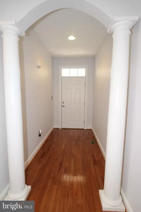 Entry Way - 95 Devalinder Dr, Newark, DE 19702 photo 1 of 3