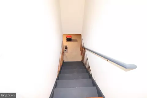 Entry Way - 18 Spring Arbor Dr, Middletown, DE 19709 photo 6 of 7