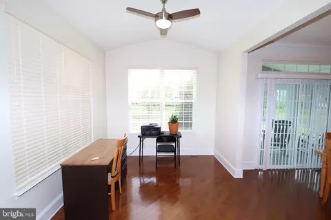 Entry Way - 18 Spring Arbor Dr, Middletown, DE 19709 photo 3 of 7