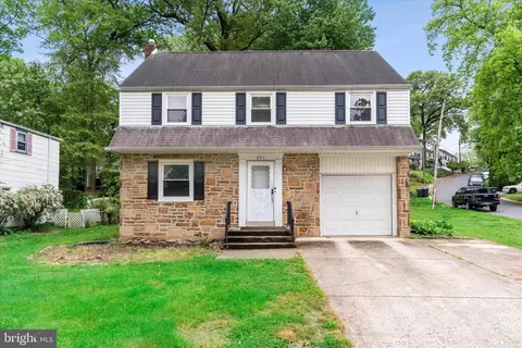 201 Forest Dr, Wilmington, DE 19804