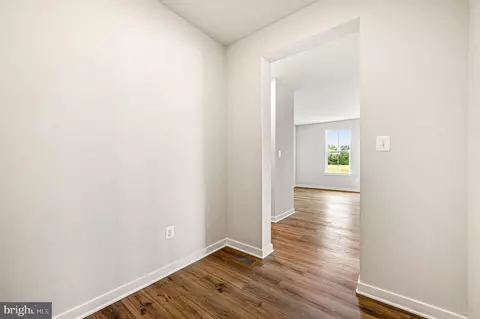 Entry Way - 540 Ironleaf Dr, Middletown, DE 19709 photo 3 of 7