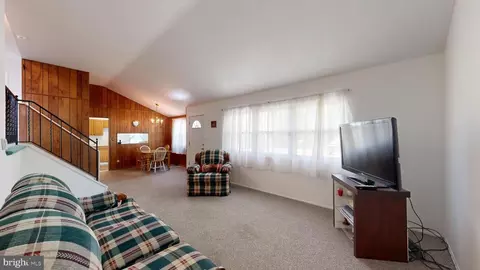 4 Merion Rd, Newark, DE 19713 photo 2